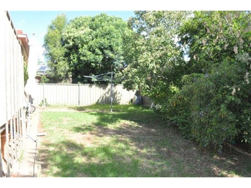 2 Erica Cl, Dubbo NSW 2830