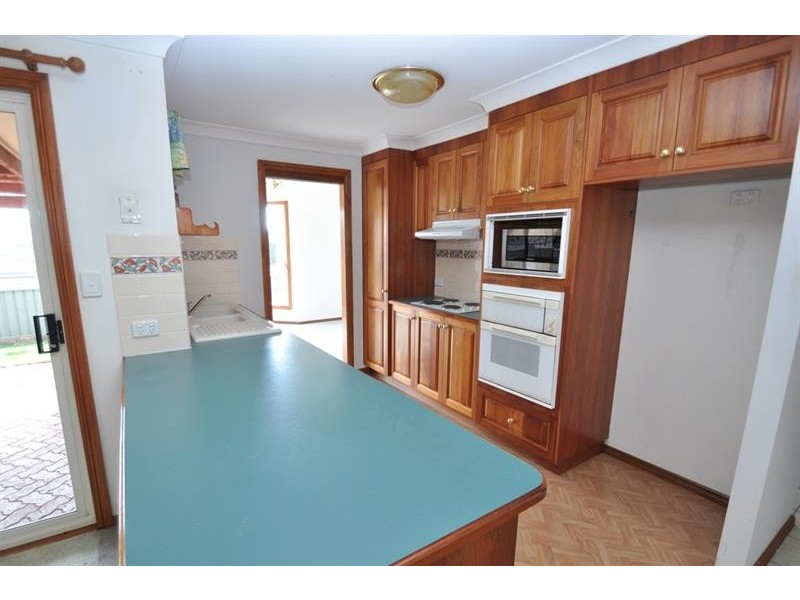 2 Erica Cl, Dubbo NSW 2830