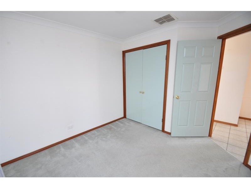 2 Erica Cl, Dubbo NSW 2830