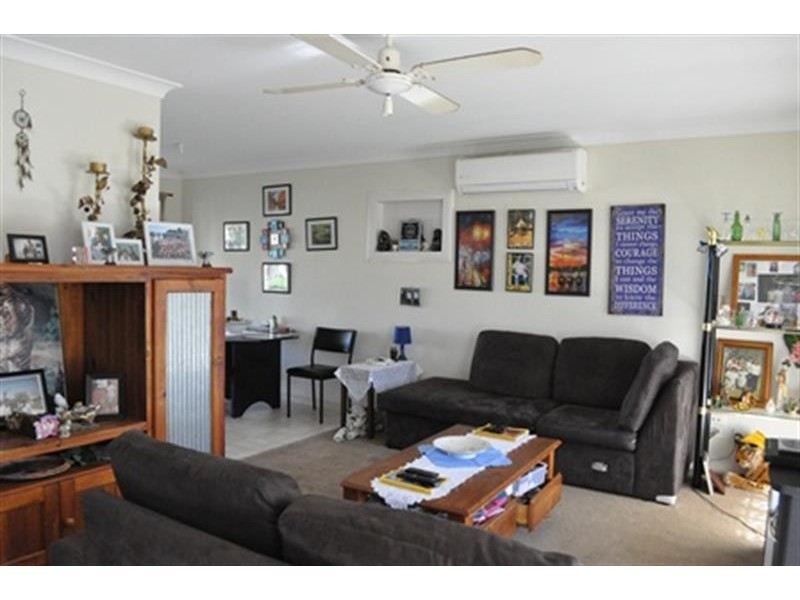 9 Voyager Way, Dubbo NSW 2830