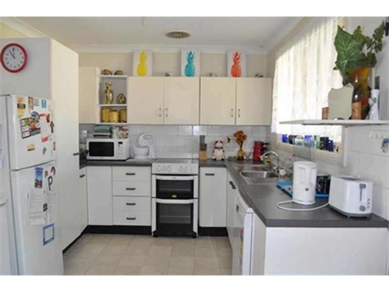 9 Voyager Way, Dubbo NSW 2830