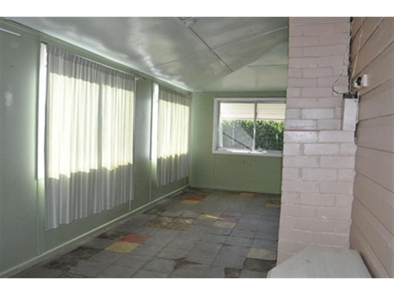 21 Farnell  St, Mendooran NSW 2842