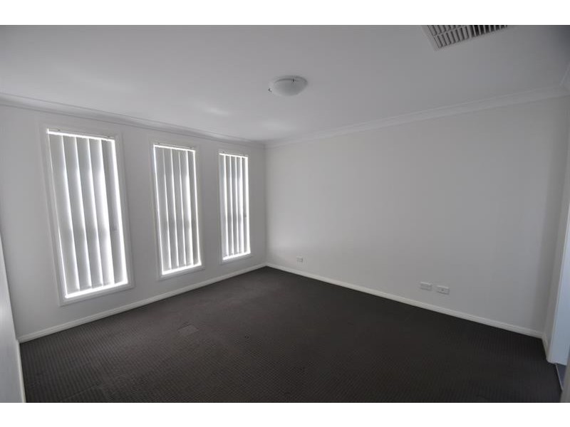 34 Dalbeattie Cres, Dubbo NSW 2830