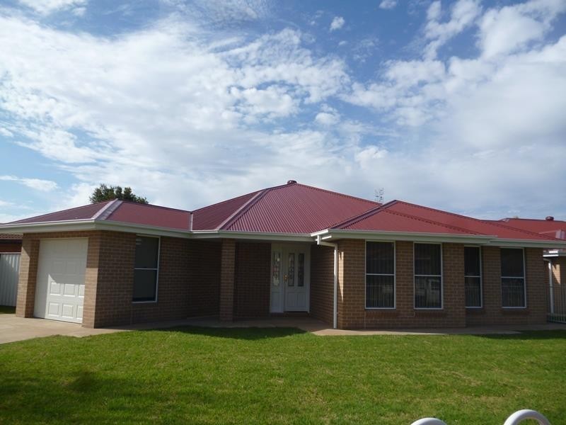 1/48 St Georges  Tce, Dubbo NSW 2830