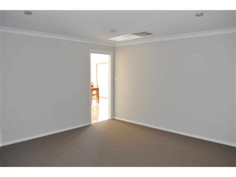 5 Shetland Ave, Dubbo NSW 2830