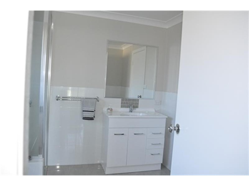 5 Shetland Ave, Dubbo NSW 2830