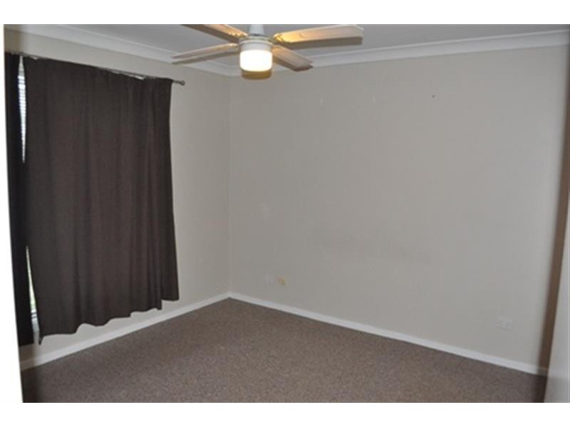 27 Chifley Dr, Dubbo NSW 2830