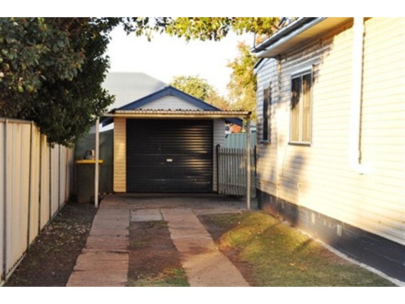 66 Palmer  St, Dubbo NSW 2830