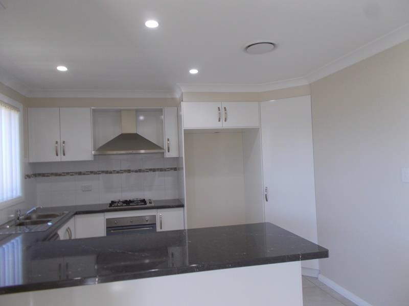 2 Drover Ave, Dubbo NSW 2830