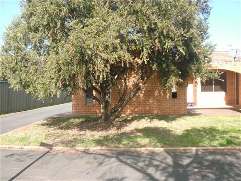 4/69 Bultje  St, Dubbo NSW 2830