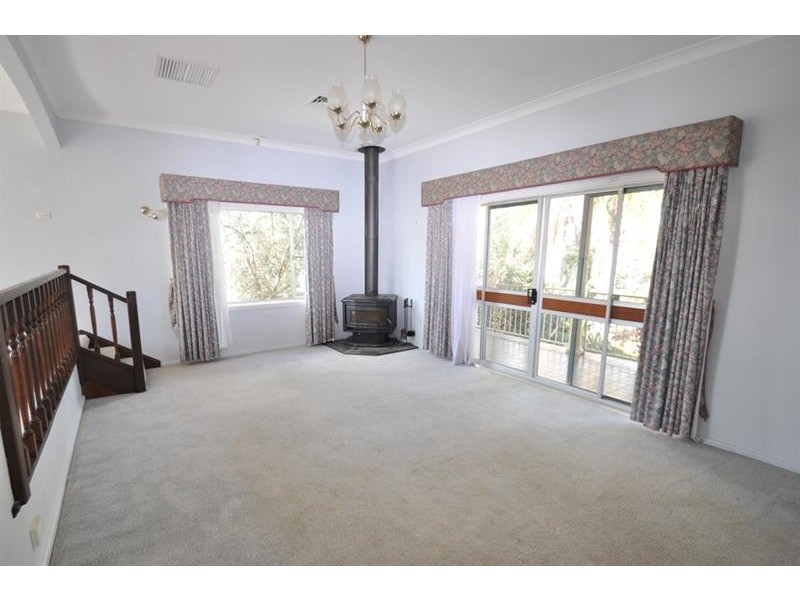 42 Fairview St, Dubbo NSW 2830