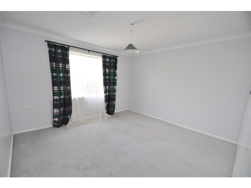 42 Fairview St, Dubbo NSW 2830