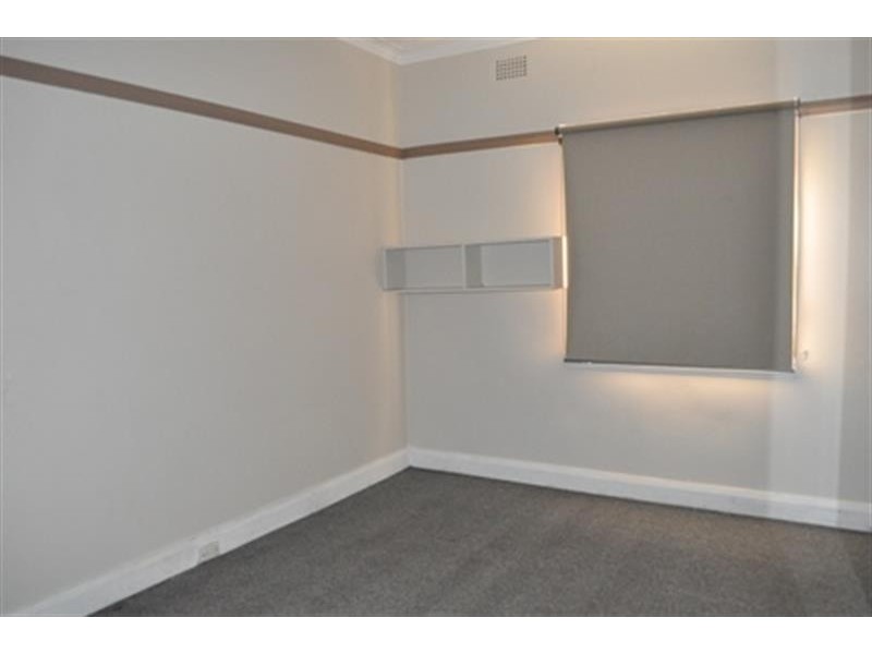 15  Ford St, Wellington NSW 2820