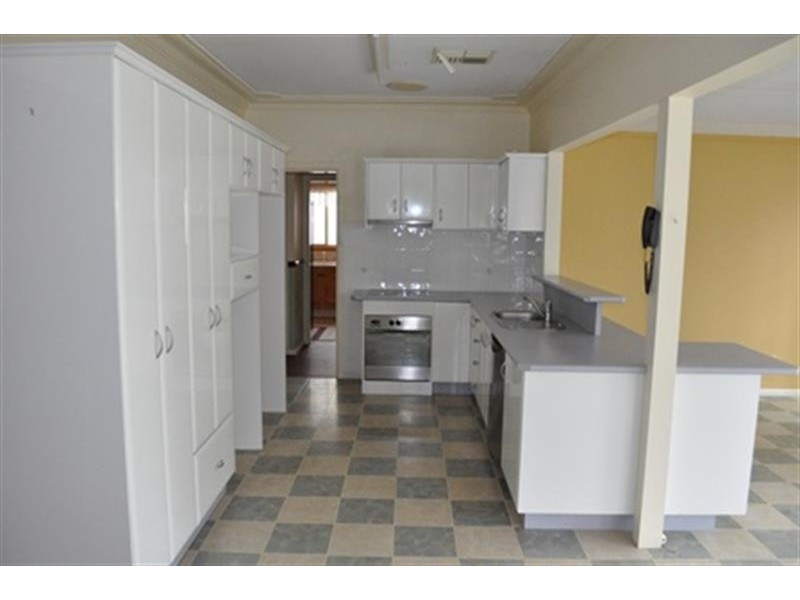 5 Wheeler  St, Dubbo NSW 2830