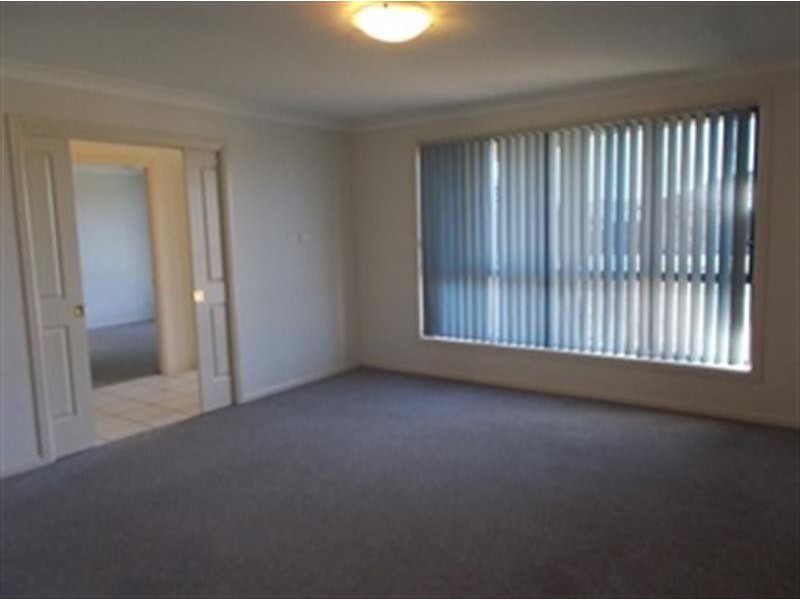 9 Cronin Pl, Dubbo NSW 2830