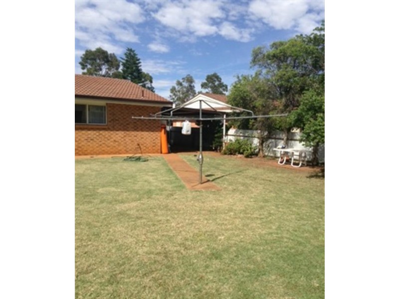 280 Myall St, Dubbo NSW 2830