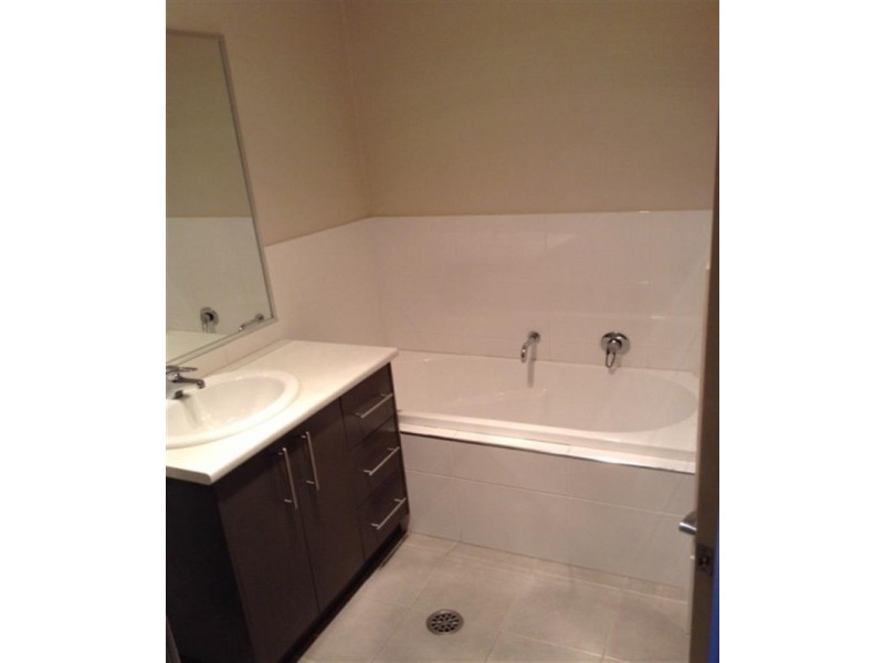 2 Daffodil  Ct, Dubbo NSW 2830