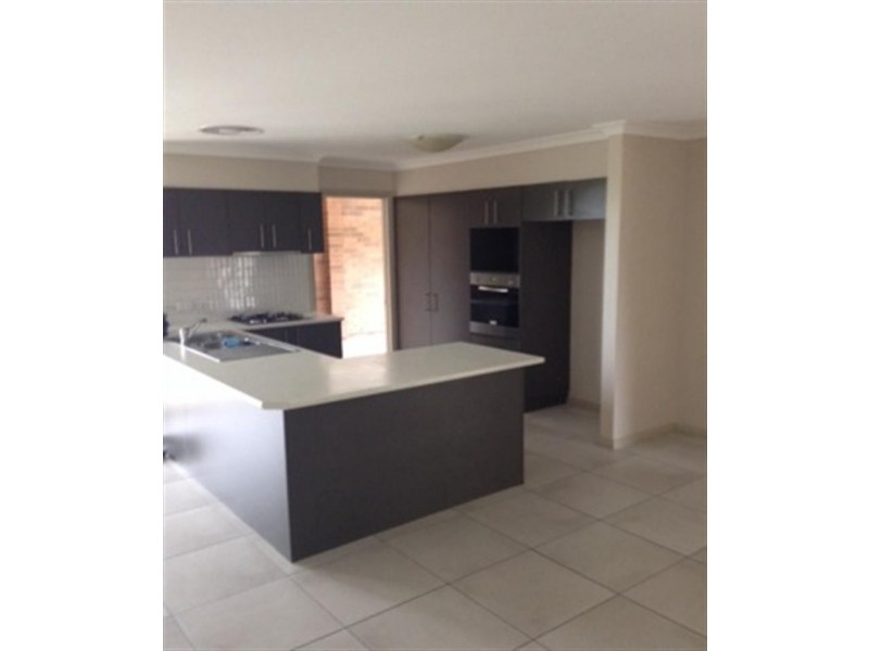 2 Daffodil  Ct, Dubbo NSW 2830