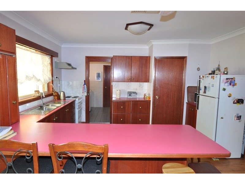 9 Andrew Pl, Dubbo NSW 2830