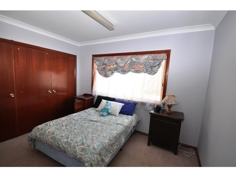 9 Andrew Pl, Dubbo NSW 2830