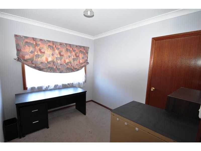 9 Andrew Pl, Dubbo NSW 2830