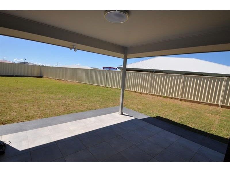 48 Page Ave, Dubbo NSW 2830