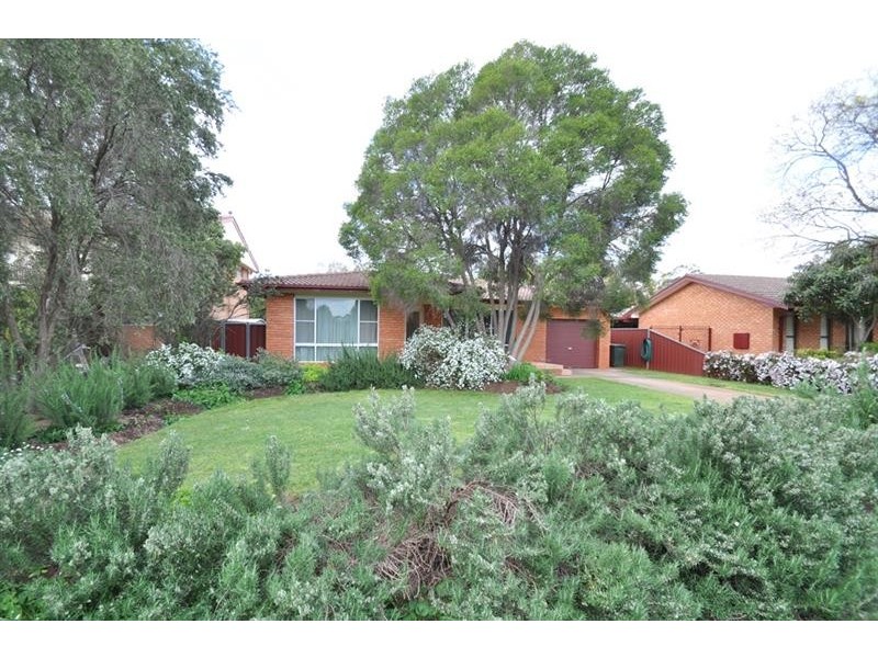 20 Coral Cres, Dubbo NSW 2830