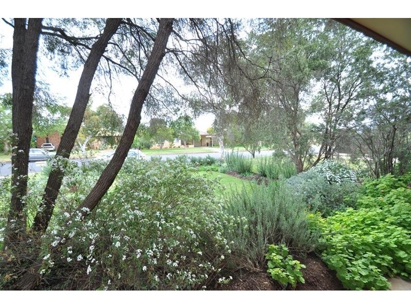 20 Coral Cres, Dubbo NSW 2830