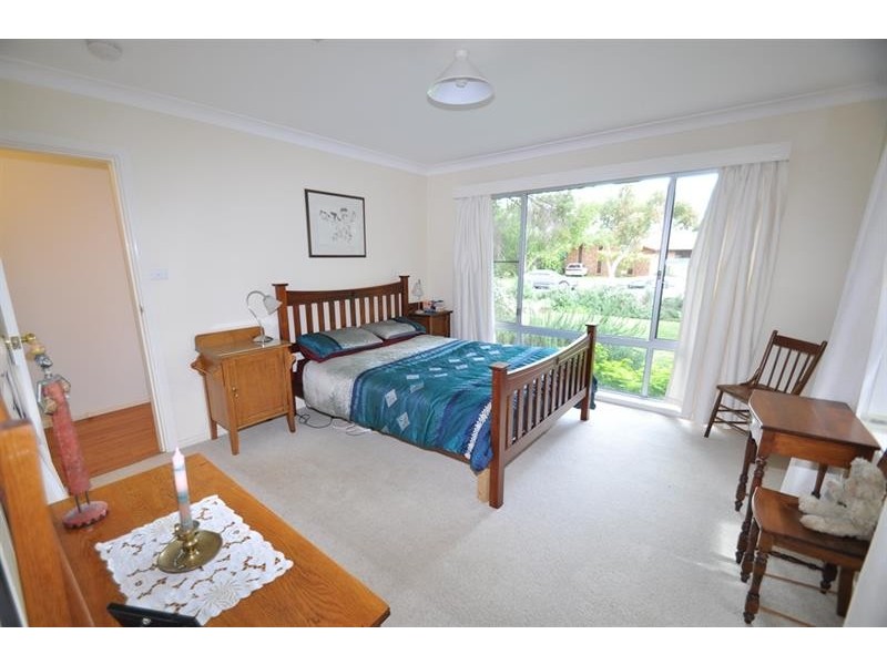 20 Coral Cres, Dubbo NSW 2830