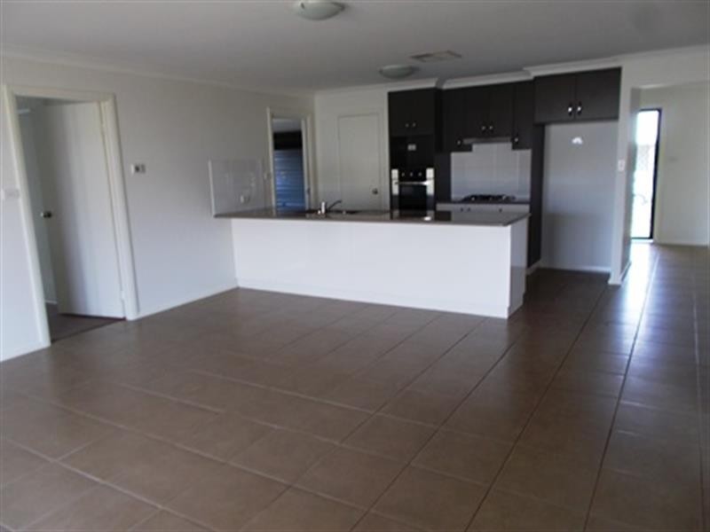 15 Timgarlen Ave, Dubbo NSW 2830
