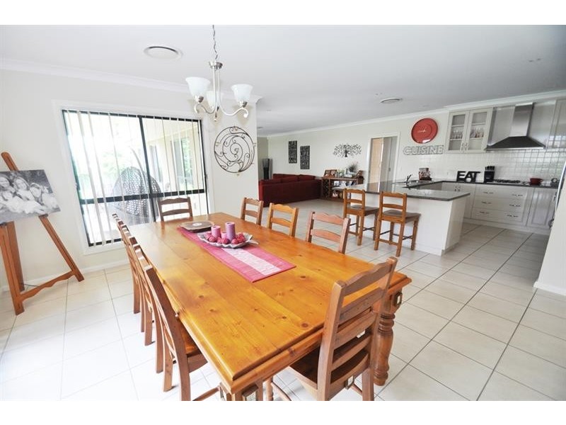 35 Cypress Point Dr, Dubbo NSW 2830