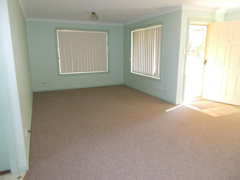 1/12 John Glenn Pl, Dubbo NSW 2830