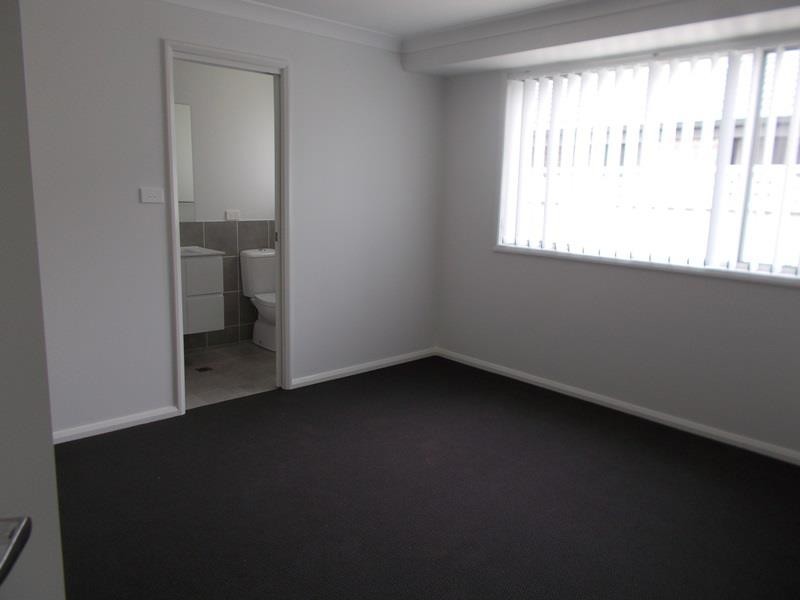 35A Champagne Dr, Dubbo NSW 2830