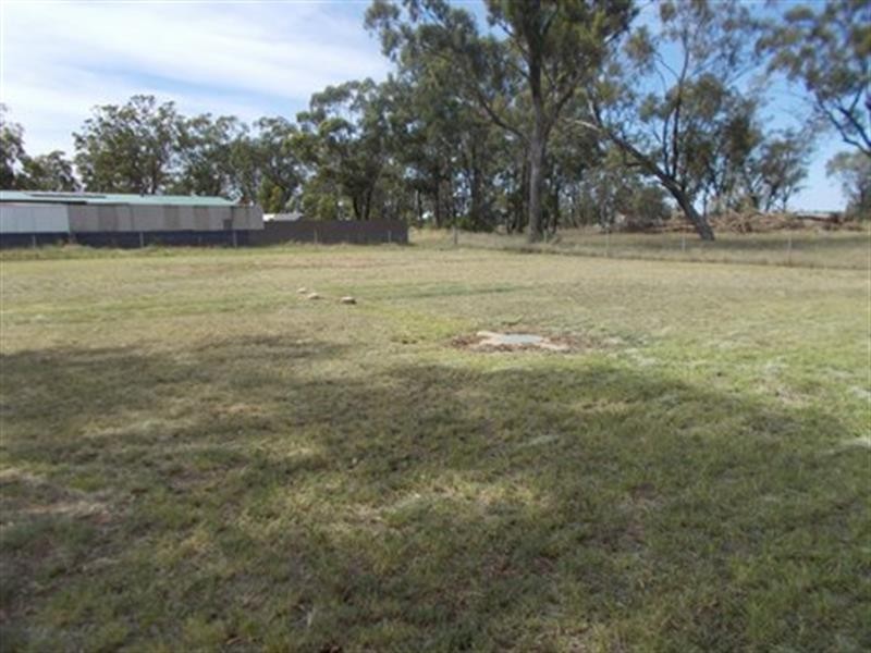 12 Goonoo St, Eumungerie NSW 2831