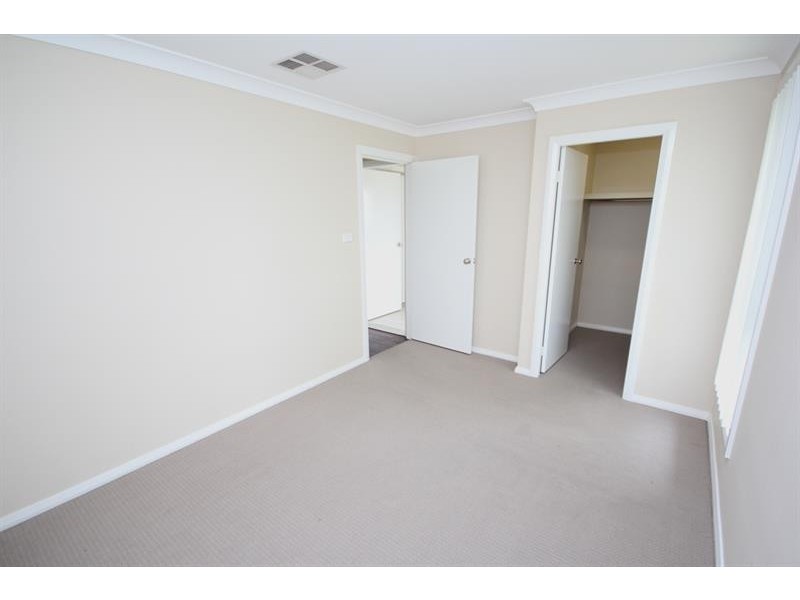 11 Shetland Ave, Dubbo NSW 2830