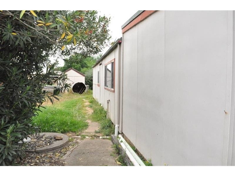 17 Yalcogran St, Mendooran NSW 2842