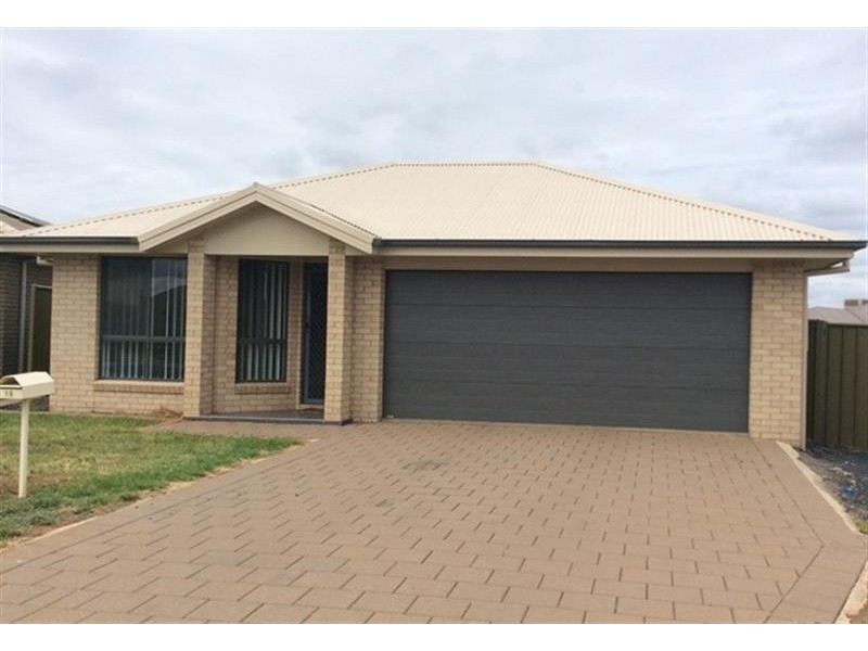 15 Thornett Pl, Dubbo NSW 2830