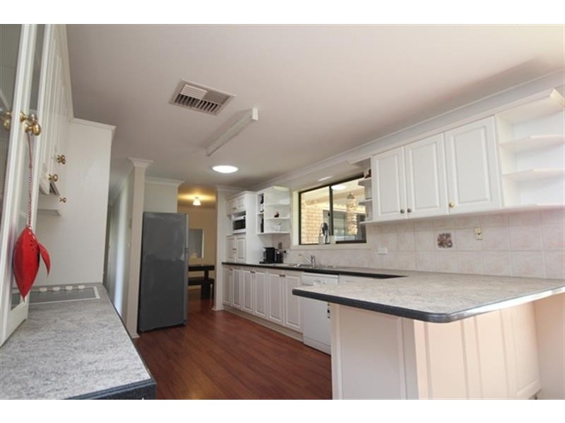 39 Aspen Rd, Dubbo NSW 2830