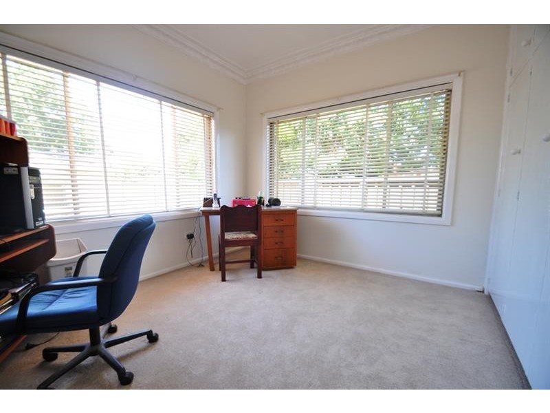 32 Hutchins Ave, Dubbo NSW 2830