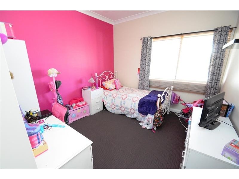 102 Jubilee St, Dubbo NSW 2830