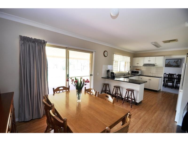 6 Windemere Ave, Dubbo NSW 2830