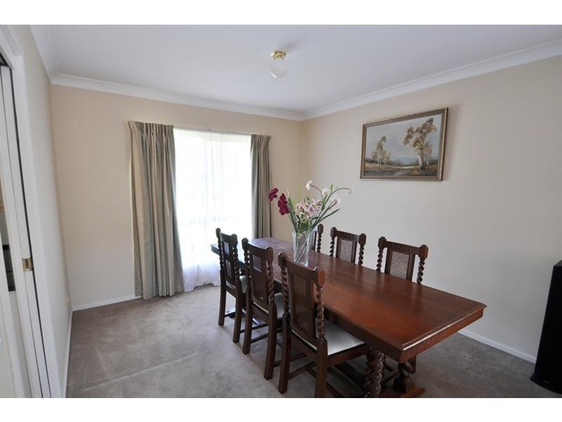 6 Windemere Ave, Dubbo NSW 2830