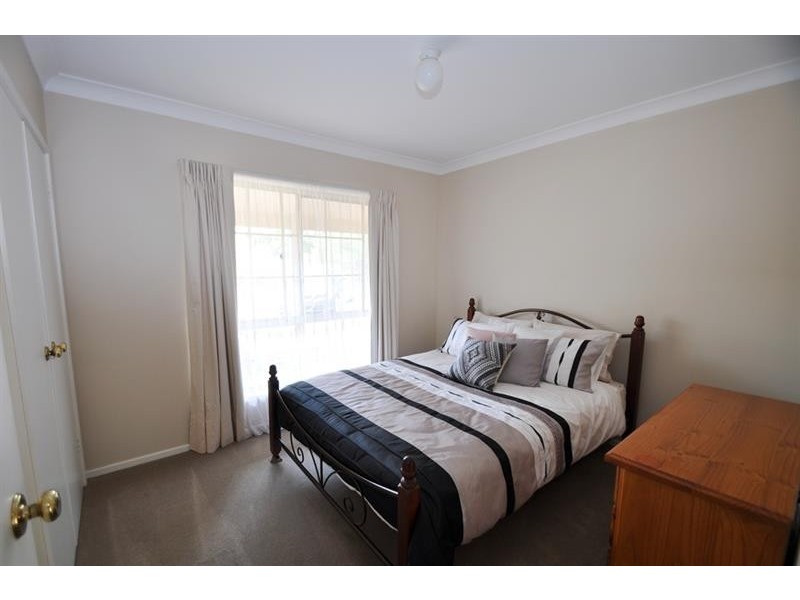 6 Windemere Ave, Dubbo NSW 2830