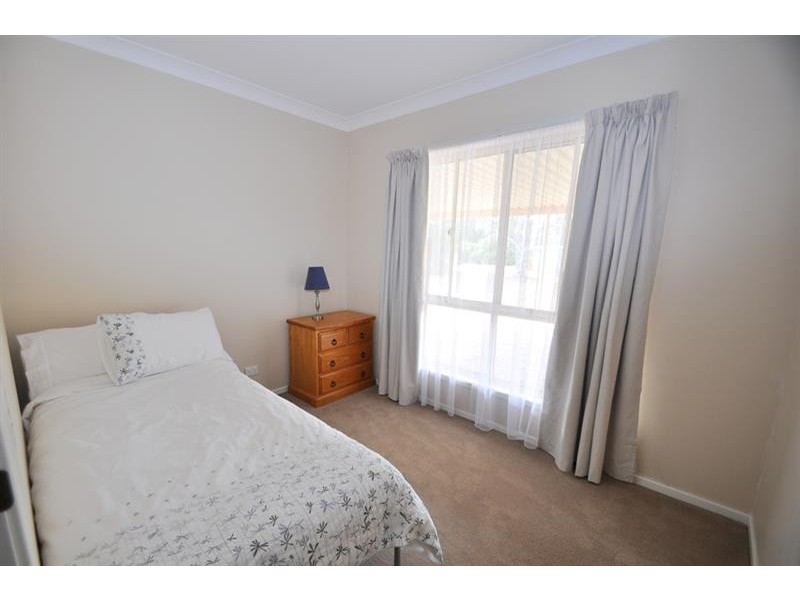 6 Windemere Ave, Dubbo NSW 2830