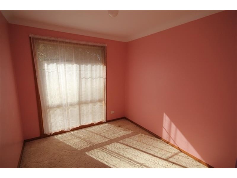 24 Meadowbank Dr, Dubbo NSW 2830