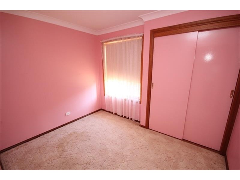 24 Meadowbank Dr, Dubbo NSW 2830