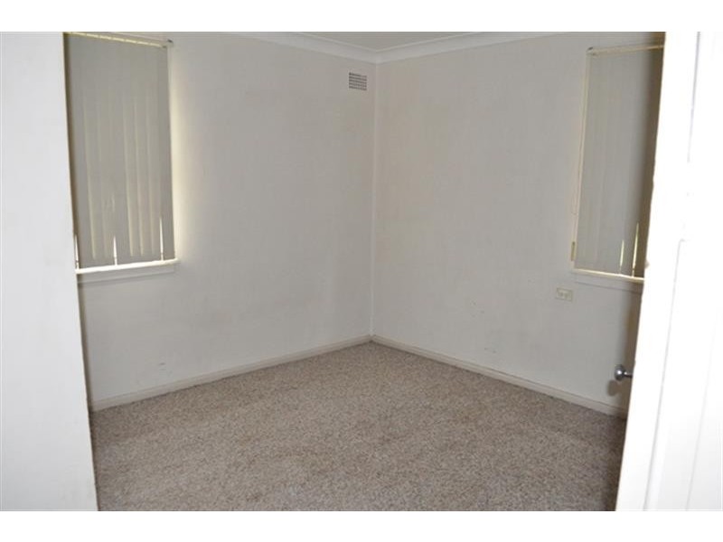 106 Simpson  St, Wellington NSW 2820