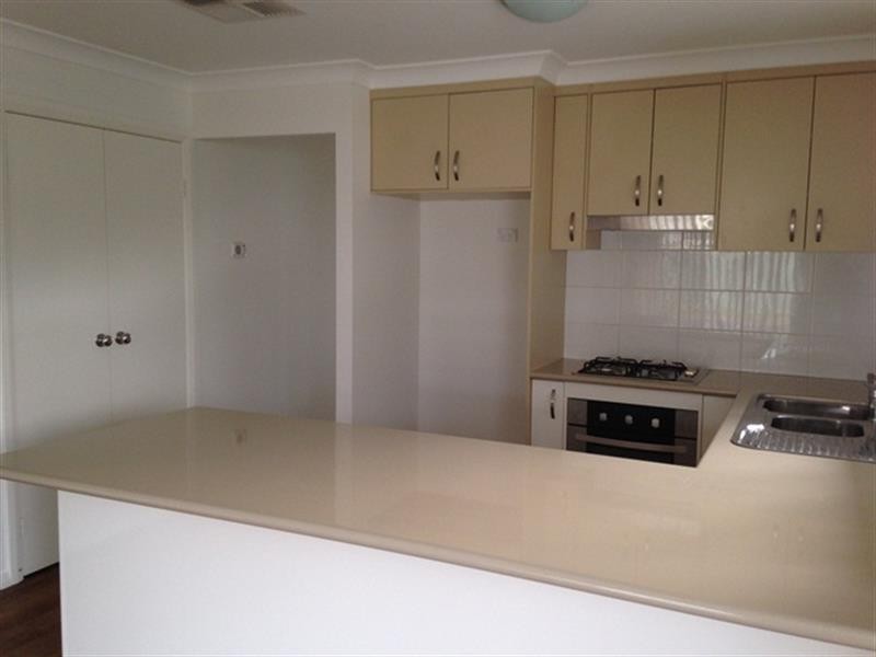 28B Dalbeattie Cres, Dubbo NSW 2830