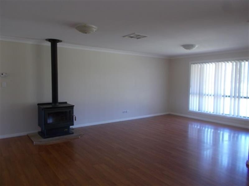 37 Torryburn Way, Dubbo NSW 2830