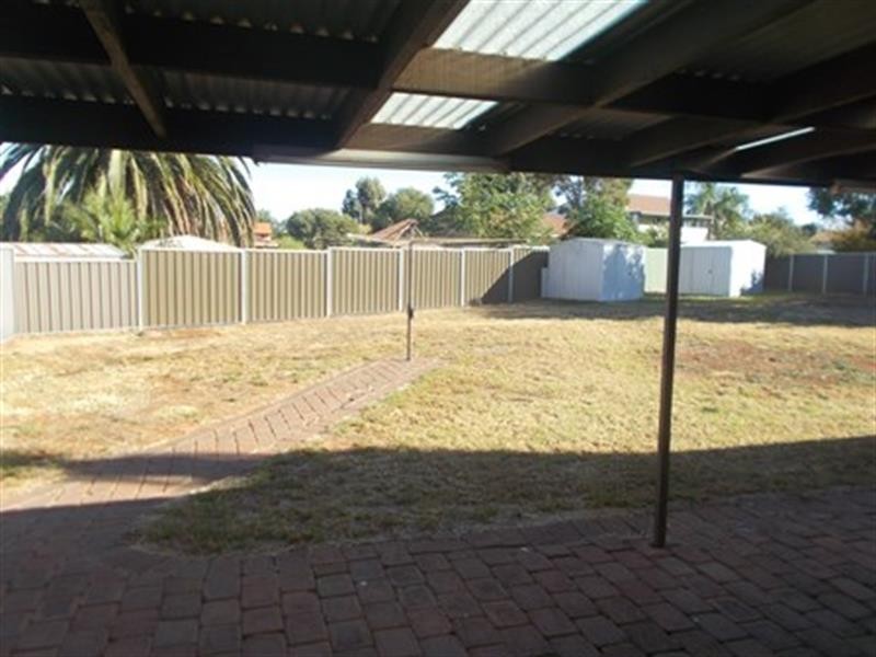6 Cunningham  St, Dubbo NSW 2830